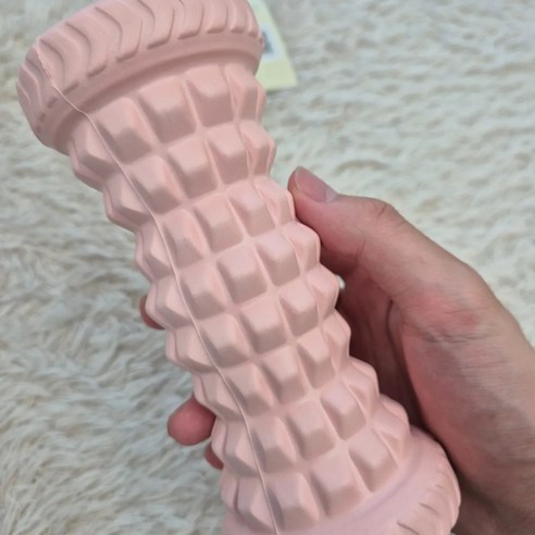 핑크빛 휴식, 힐스텝 발바닥 마사지 롤러로 발에 활력을!