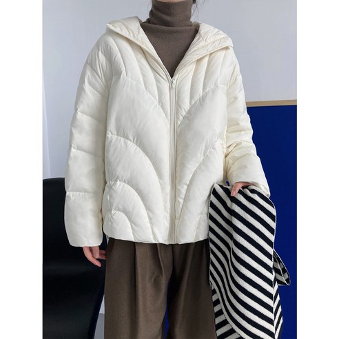 Luxi 겨울 새로운 프로파일 짧은 후드 자켓 여성 느슨한 화이트 오리 따뜻한 퍼프 빵 자켓 Y