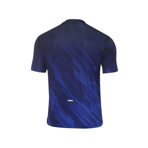 역동적인 일상에 스타일을 더하는 다이나핏 일루전 반팔 티셔츠