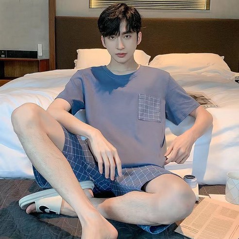 땀 걱정 없이 꿀잠 예약! 1+1 남성 여름 반팔 파자마 세트