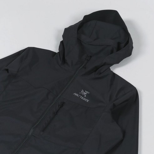 바람을 가르며, 계절을 넘나드는 자유: 아크테릭스 스쿼미시 후디 여성용