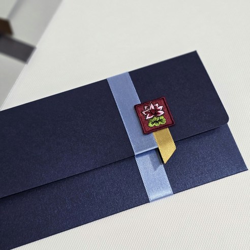 세심한 장인정신이 담긴 아름다운 미니자수 용돈봉투로 추석을 특별하게 만들어 보십시오.