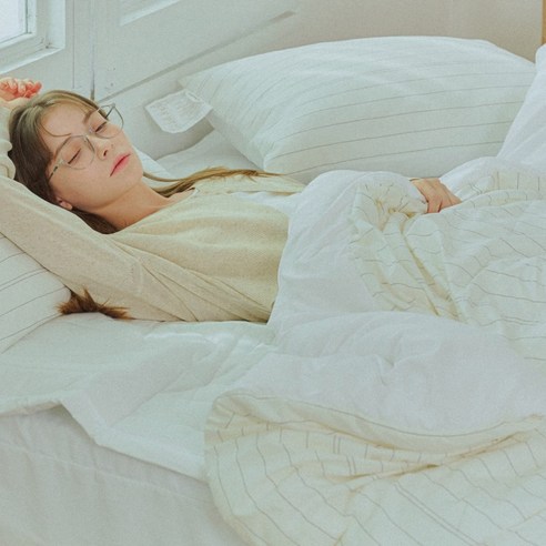 오넬로이 잔느 차렵이불: 따뜻한 봄, 여름, 가을, 겨울을 위한 완벽한 선택 오넬로이알러지케어이불