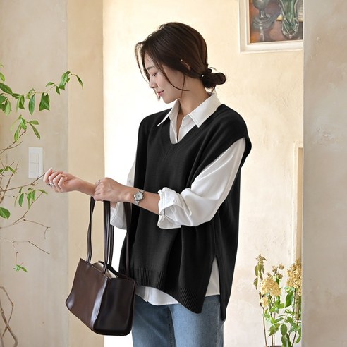 데일리앤 아르보 베이직 여성 브이넥 옆트임 루즈핏 니트 조끼 베스트