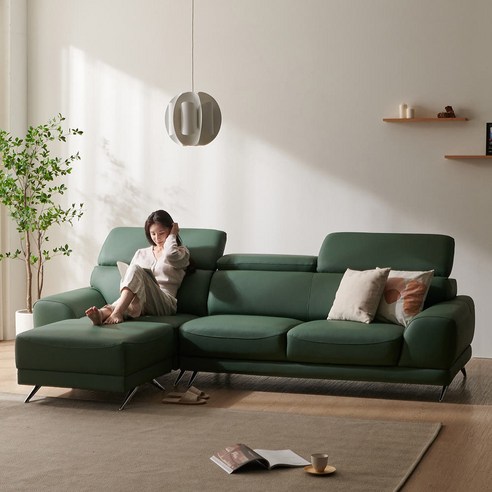 아늑한 휴식, 싱그러움을 담은 공간: 아델라 4인 헤드레스트 천연 소가죽 소파 그린 자코모소파