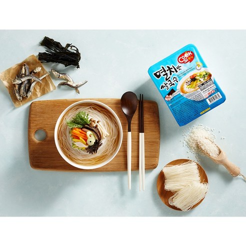 간편하게 즐기는 이국적인 멸치맛 쌀국수