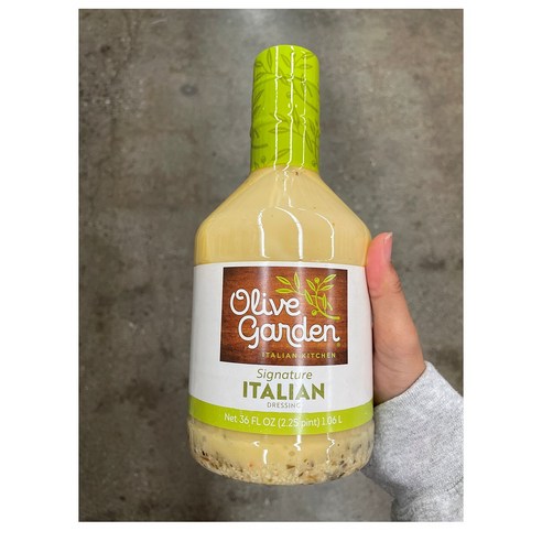 Olive Garden Signature Italian Dressing 24 oz. bottle 2 ct. A1, 1개