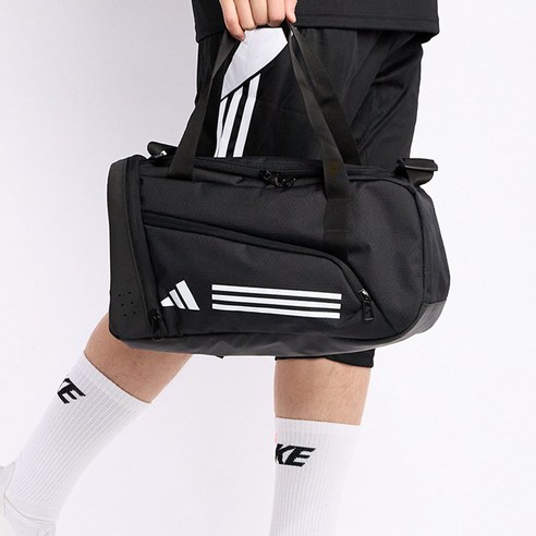 트렌디하고 실용적인 아디다스 스포츠 트레이닝 더플백