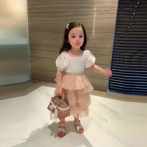 앨리홈 퍼프볼룸반팔티셔츠