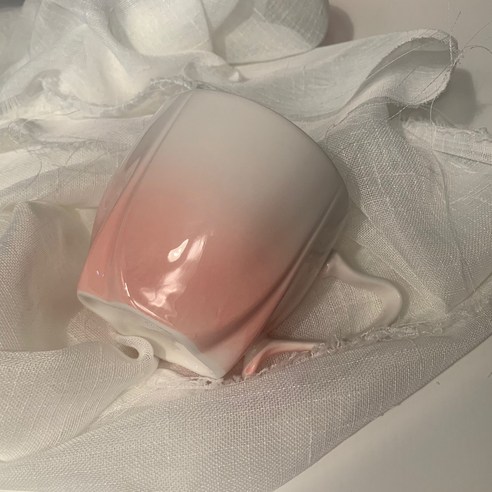 【커피잔】세라믹 컵 홈 대용량 스타일 간단한 틈새 디자인 크리 에이 티브 꽃잎 컵 유형 마카롱, 네플랩컵그라디언트레드_단일 컵 스푼