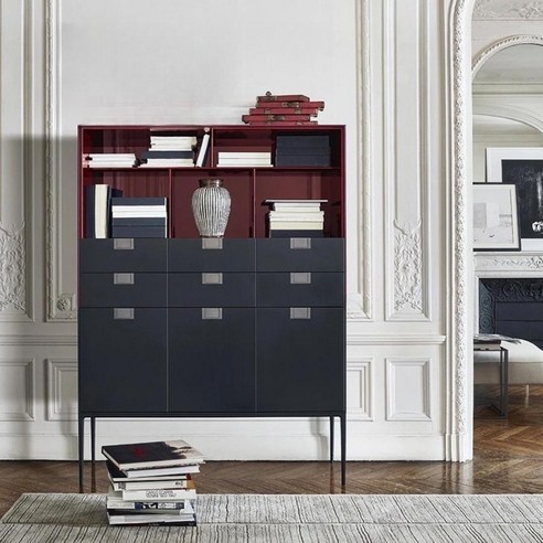 당신의 공간을 빛낼 예술적인 수납장