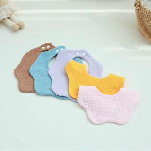 침독 걱정 끝! 사랑스러운 파스텔 자수 면 거즈 턱받이