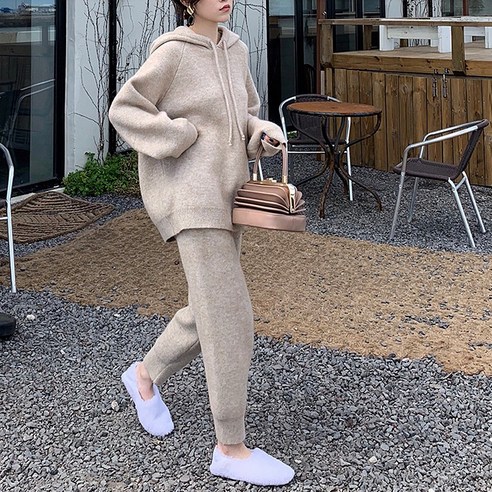 [SaleNOWㅣ인기상품] 편안함과 스타일의 완벽한 조화: 메이리앤 여성 후드 니트 트레이닝복 세트 [세일나우ㅣ추천상품]