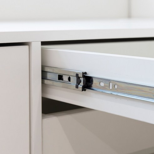 세련되고 편리한 원룸 생활을 위한 파로마 샐리 LED 수납 침대