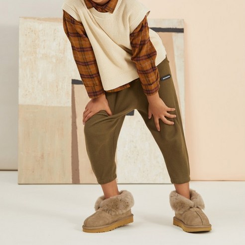 아이 발을 따뜻하게 감싸주는 포근한 겨울 선물