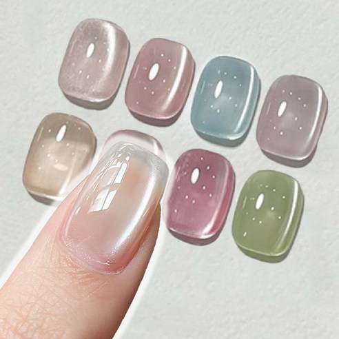 답답한 컬러는 이제 그만! 맑고 투명한 나만의 네일 아트를 완성하는 비법 위치비