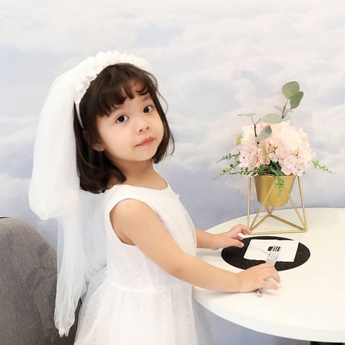 사랑스러운 웨딩 무드를 더하다, 유콩이네 웨딩피치 면사포 머리띠