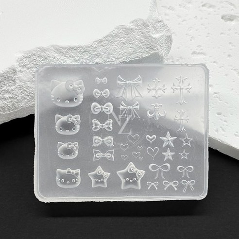 셀프 네일, 이제 퀄리티 걱정 끝! 별리본크롬 키티 네일 몰드로 전문가급 네일을 집에서 네일몰드