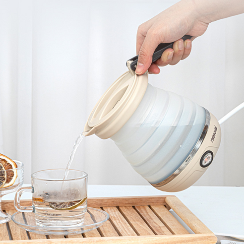 여행의 품격을 높이는 휴대성과 안전성을 갖춘 접이식 폴딩 전기포트!