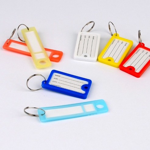 여행의 설렘을 더하는 특별한 액세서리: 나만의 개성을 담은 네임텍과 키홀더 네임택키링