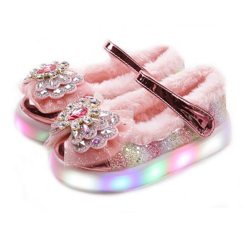 따뜻함과 스타일을 동시에! 겨울왕국 컨셉의 풋풋 레인핑 LED 털구두