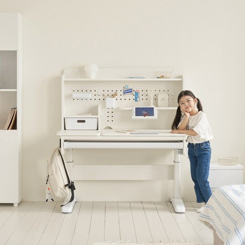 바른 자세와 학습 습관을 위한 선택, 위키드 각도조절 책상