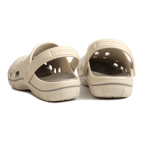 혁신적인 코쿠이 점퍼 샌들로 발걸음에 균형과 안정감을 더하세요