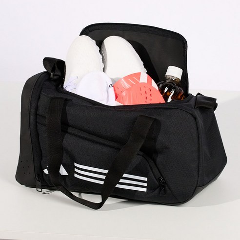 트렌디하고 실용적인 아디다스 스포츠 트레이닝 더플백