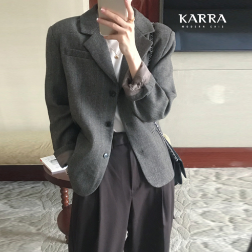 카라 KARRA 헤링본인포켓자켓 KB3SJK003C은 84%의 할인율로 현재 45,900원에 판매되고 있습니다.