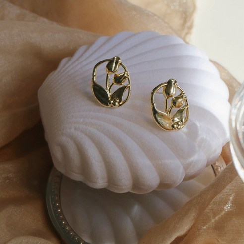 【아침 햇살】헵번 홍콩 스타일 틈새 우아한 금속 꽃 실버 귀걸이 프랑스어 달콤한 귀걸이 귀걸이