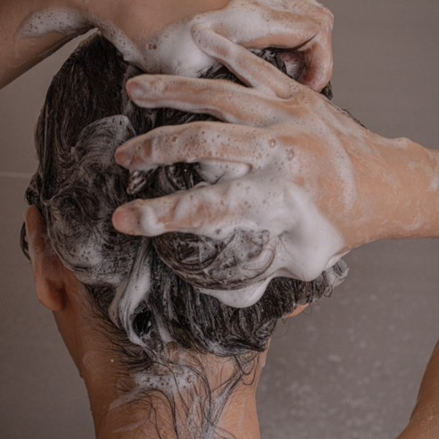 커리쉴 샴푸로 손상된 모발에 생기를, 두피에 평안을!