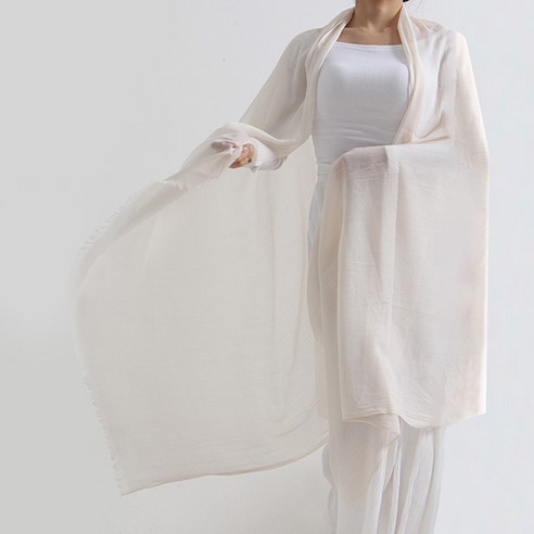 당신의 일상에 우아함을 더하는 이너피아 쉬폰 롱 스카프