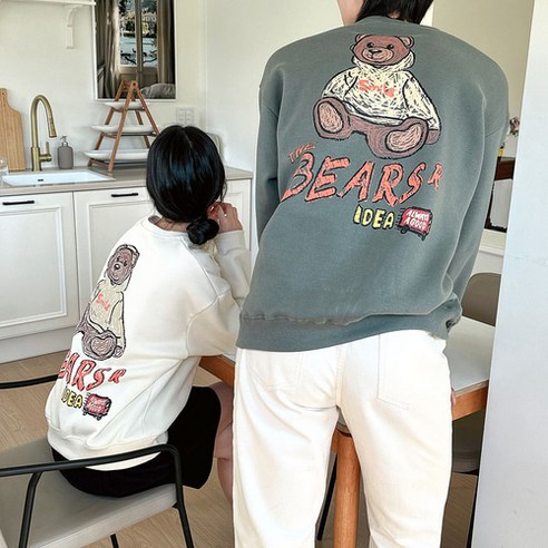 자유롭고 편안한 특기모 커플 맨투맨 티셔츠