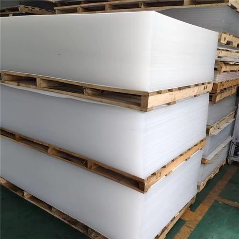 아크릴로 완성하는 특별한 조명 디자인