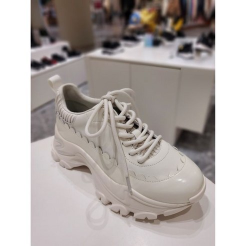 슈콤마보니Icing casual sneakers(white) DG4DS23014WHT