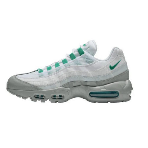 칙칙한 일상에 활력을! 나만의 개성을 완성하는 나이키 에어 맥스 95 퍼플 에디션 에어맥스95