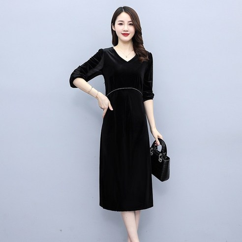 리얼 샷 대형 여성 의류 가을 겨울 새로운 간단한 블랙 슬리밍 골드 벨벳 긴 소매 무릎 드레스