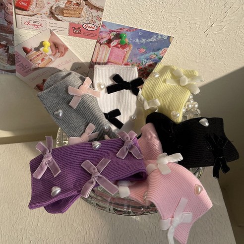 사랑스러운 발걸음을 완성하는 마법, 아이뿜 깜찍 리본 하트 큐빅 여아용 종아리 양말 G71