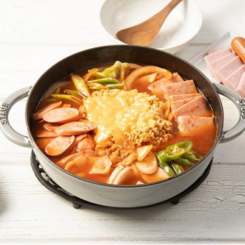 범내려온다 부대찌개 밀키트 캠핑 낚시 여행 혼밥 혼술, 1개, 880g