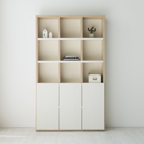 공간을 부드럽게 감싸는 베이지 빛 서재, 이노센트 그룸 5단 1200 도어형 책장 i104336 도어있는수납장