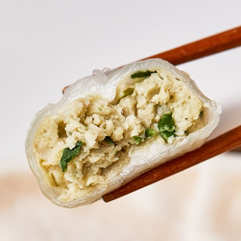 맛있고 건강한 단백질이 풍부한 닭가슴살 만두