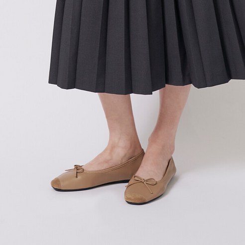 발 편한데 스타일까지 챙기는 스퀘어토 발레리나 플랫 슈즈