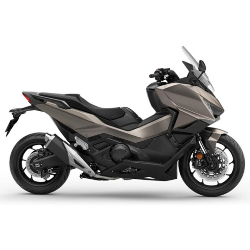 자유를 향한 질주, 혼다 포르자750과 함께