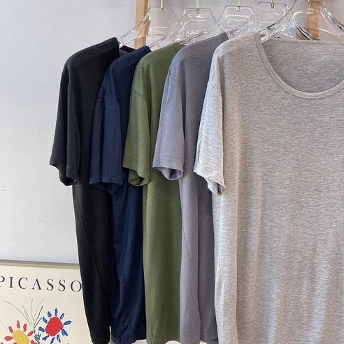 꿉꿉한 여름밤, 쾌적한 숙면을 선물해 줄 마법 같은 릴리앤로사 모달 잠옷 상의 모달실내복