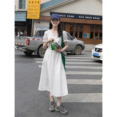 YANG 프랑스 스타일 화이트 드레스 여성 여름 허리 꽉 드레스 새로운 디자인 감각 버블 슬리브 드레스