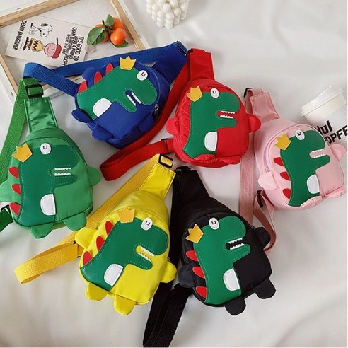 아이들의 마음을 사로잡는 공룡 슬링백, 완벽한 답례품 & 선물