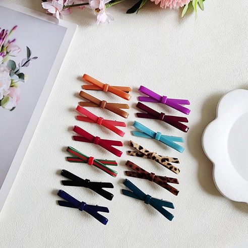 답답한 스타일, 단숨에 세련되게! 마법같은 헤어핀의 비밀 아즈나브르