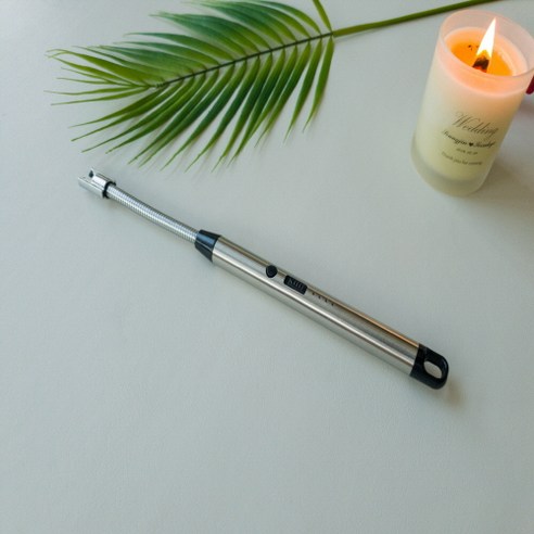 점화 스틱 캔들라이터 C타입 충전 2개는 편리하고 안전한 사용을 위한 제품입니다.