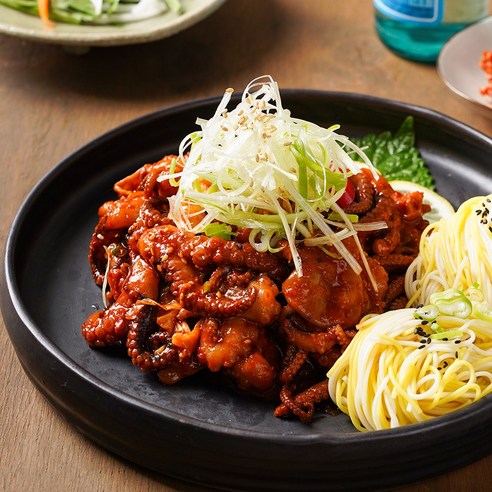 매콤한 행복을 볶다, 홍익쭈꾸미 볶음