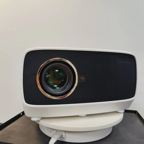 손안의 영화관, 미니 빔프로젝터로 펼쳐지는 꿈같은 홈시어터 미니빔홈시어터